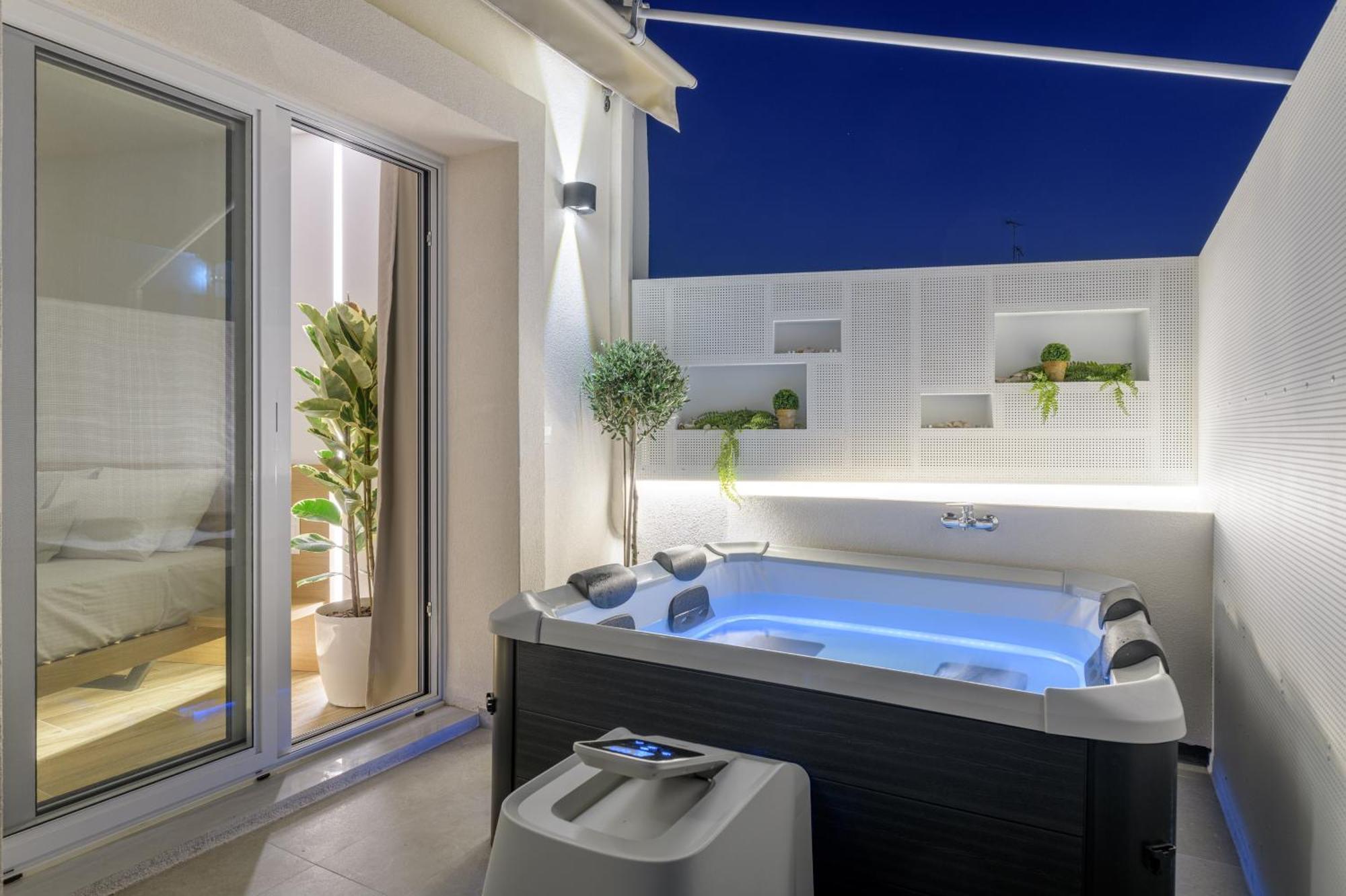 Central Sunny Loft With Plunge Pool Athènes Extérieur photo